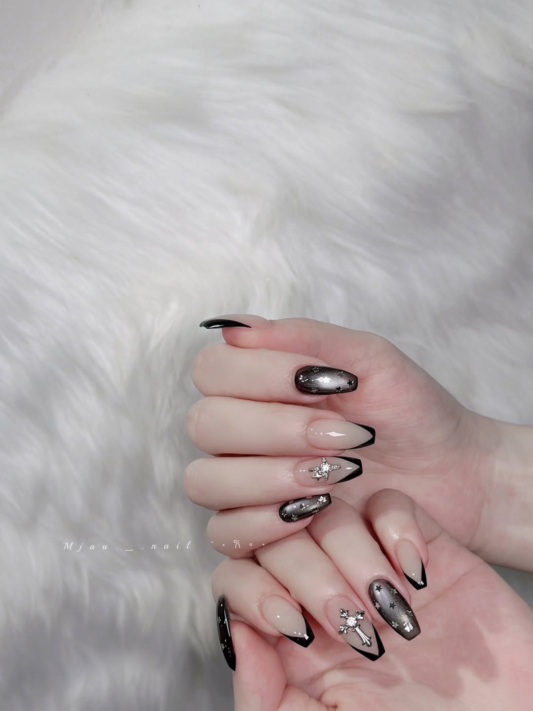 ౨ৎ˚⟡˖ ࣪ Nail by 菲 ☪︎ 美甲預約/詢價唯一管道LINE:@mjau._.nail ☪︎ 預約前請先詳讀預約資訊 ☪︎ 每月10號開放舊客預約/15號開放新客預約 . ‷‷‷ 美甲創業班課程諮詢官方LINE:@846ziw…