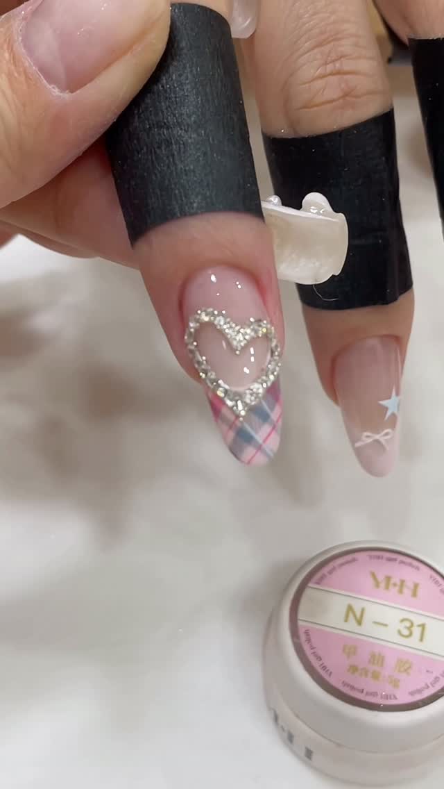 Instagram 台灣 英文 作品 其他作品 post thumbnail