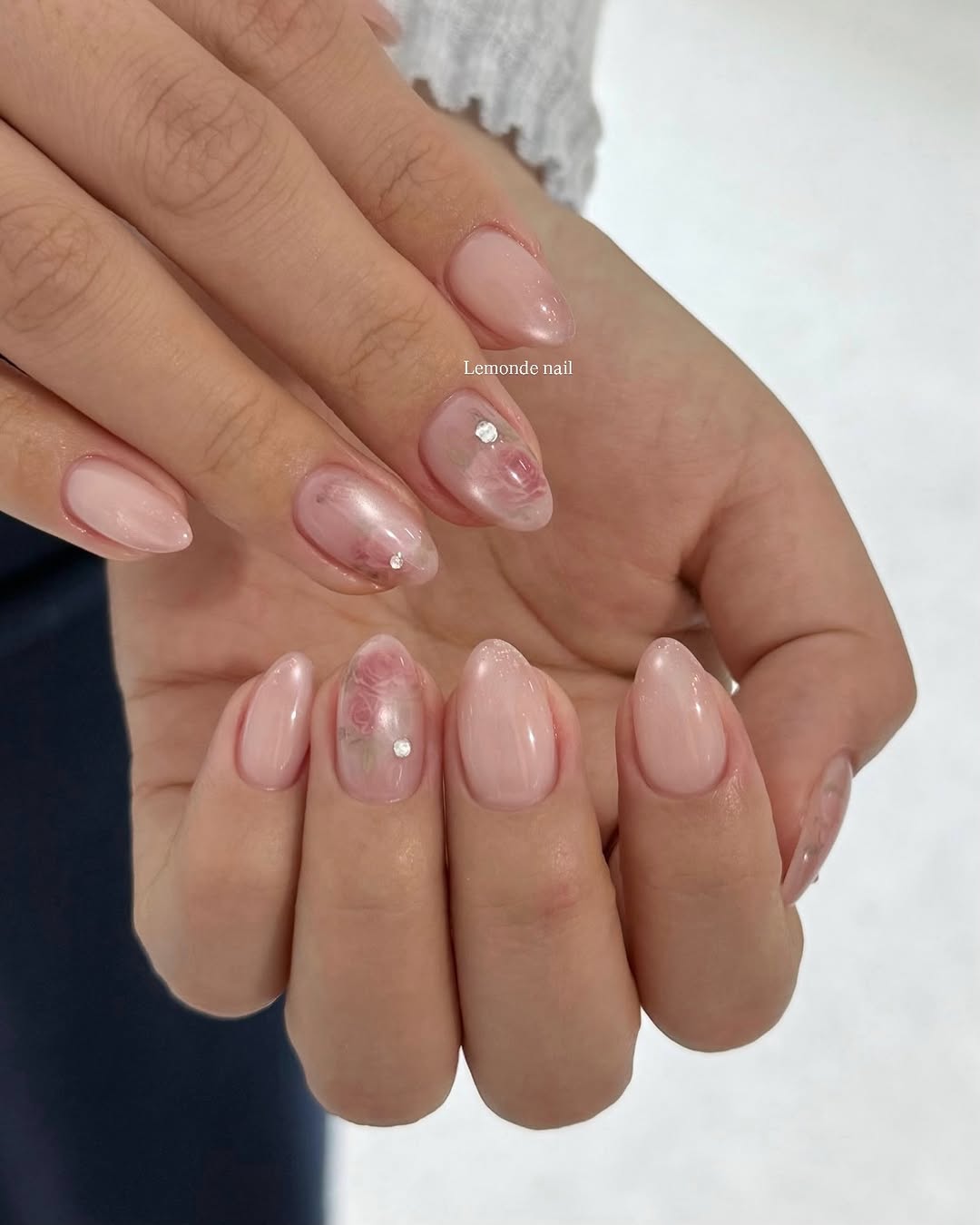 Instagram 韓國 韓文 美甲 post thumbnail