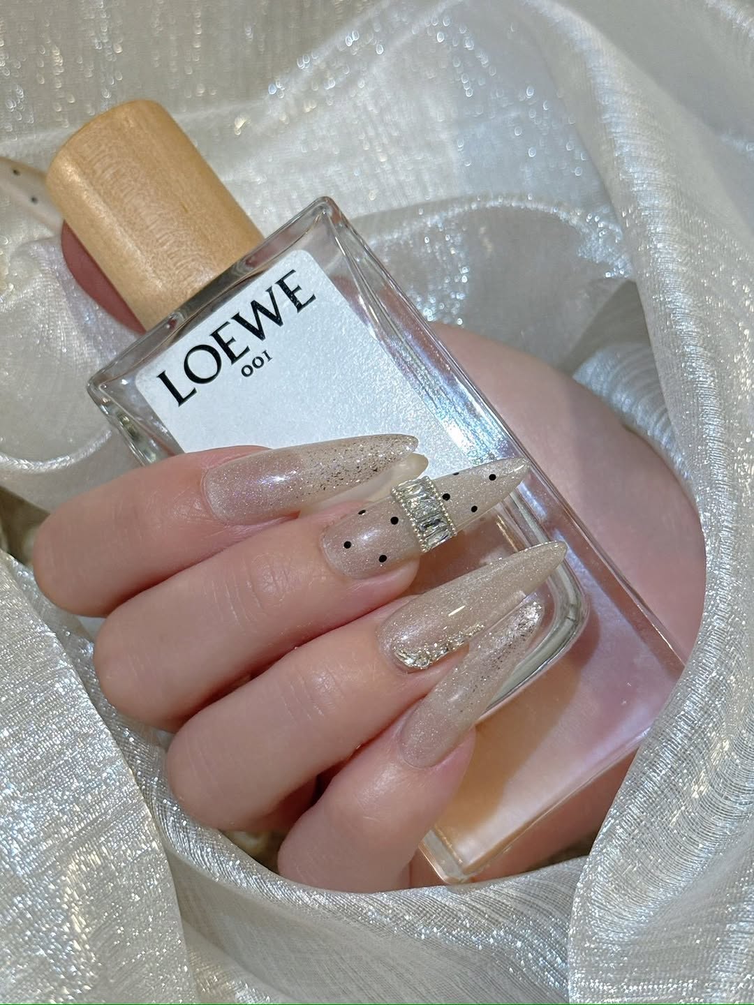 💅🏻Nail by 小U ➷ 🫧本月活動🫧 ①本月手造型優惠價 ②儲值好禮活動 ③夏日嫩白 ④全延甲7折優惠 活動詳細內容請+官方賴@xbg1443i（要加@） - 台中美甲小倩 獨家無痛凍甲修剪保養/教學 營業時間：12:00～…