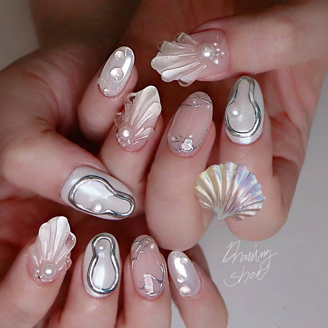 🐚 Pearl & Shell 바다를 닮은 오브제로 완성한 썸머 네일 🌊