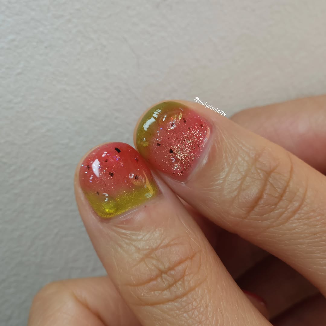 여름엔 수박🍉 ⠀ ⠀ 📍예약양식 ⠀ ▪️성함/연락처 ▪️날짜/시간 ▪️젤제거유무/시술내용(사진첨부🙆‍♀️) ⠀ 예약양식을 지켜주시면 빠른 예약을 도와 드릴 수 있습니다. ⠀ 📍예약금 ⠀ 잦은 당일 취소ㆍ 직…
