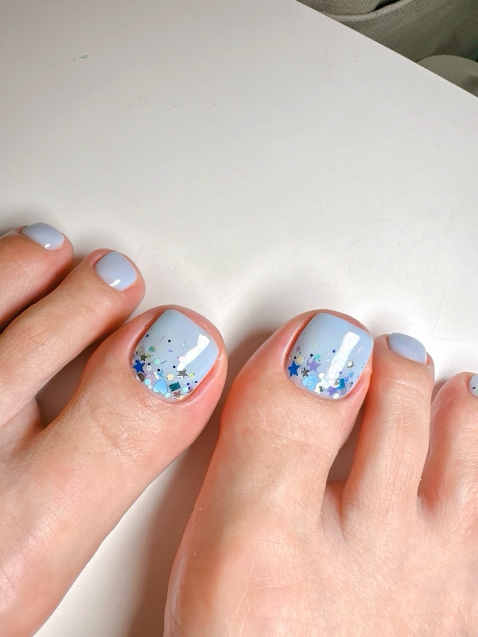 - #수제글리터우수수 💙🩵 회원 : 80,000원 비회원 : 90,000원 #네일어라모드수제글리터 #네일어라모드패디